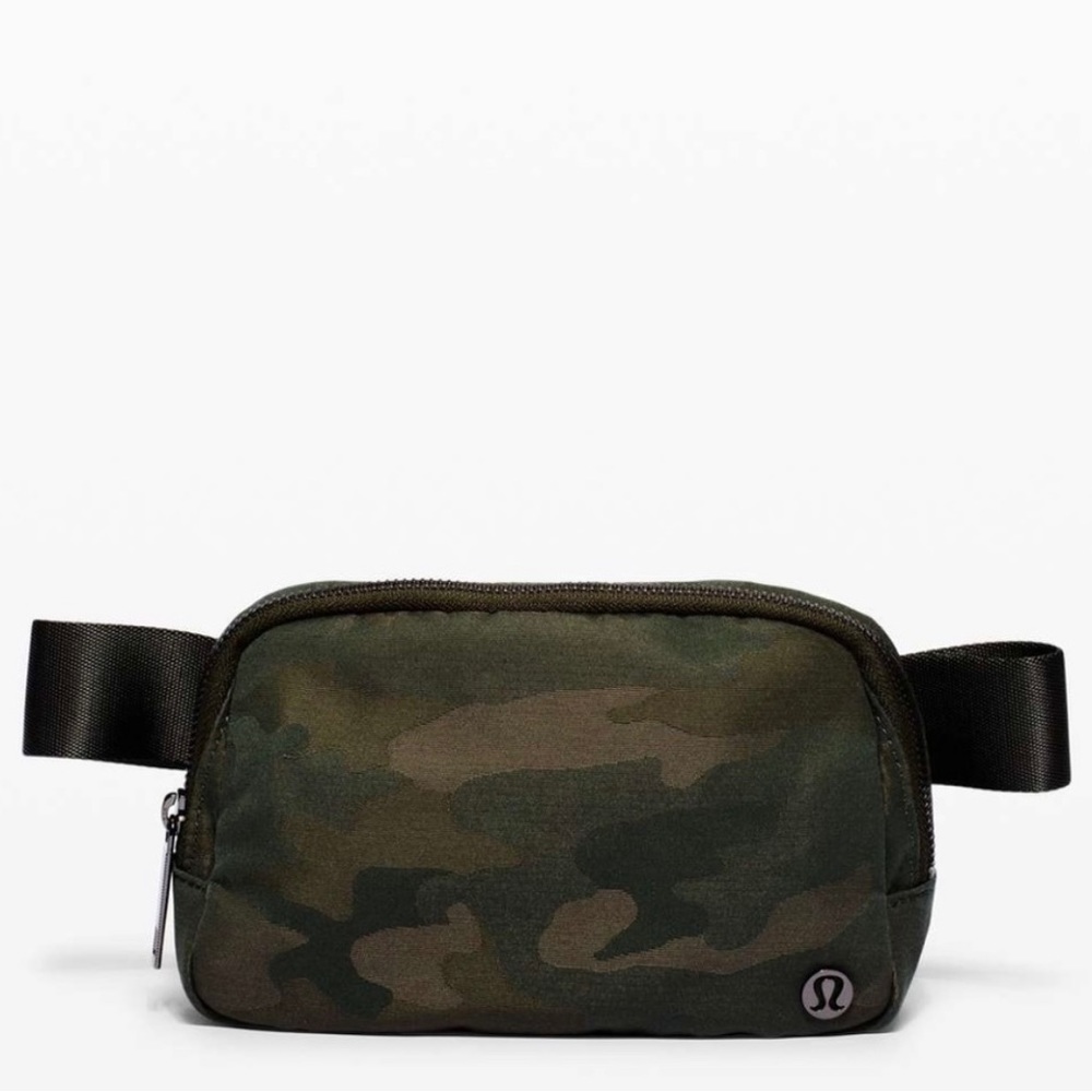 Lululemon belt bag worn once